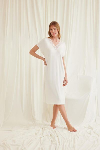 MONAMİSE Short Sleeve Nightgown with Lace Collar