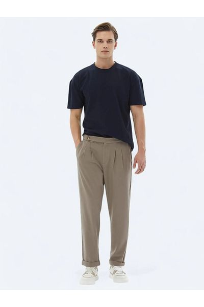 Kip Mink Woven Carrot Fit Casual Trousers