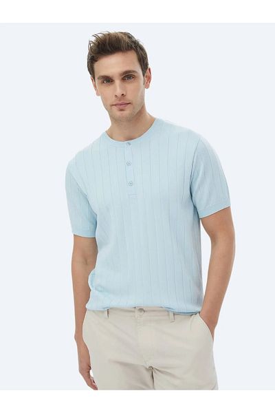 Kip Tricotaj jacquard cu guler albastru deschis