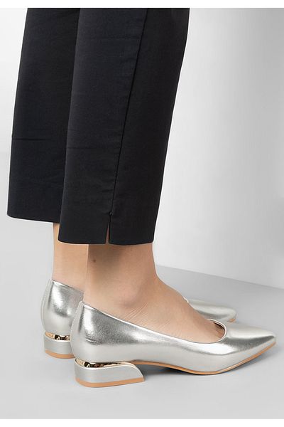 B T Shoes Pantofi Cu Toc Mic Bertesa V2 Argintii