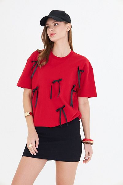 The Champ Clothing Oversize 100% Cotton Women's T-Shirt with Ribbon Design