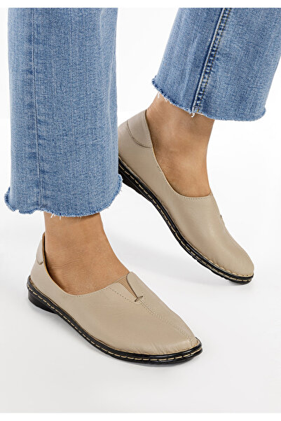 B T Shoes Béžové dámské kožené mokasíny Leocadia