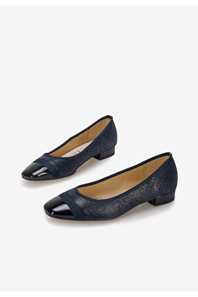 B T Shoes Tmavě modré lodičky na nízkém podpatku Ozleta