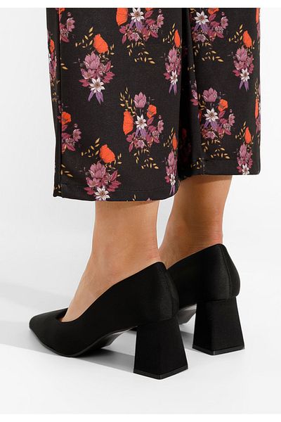 B T Shoes Pantofi Cu Toc Gros Calisie Negri