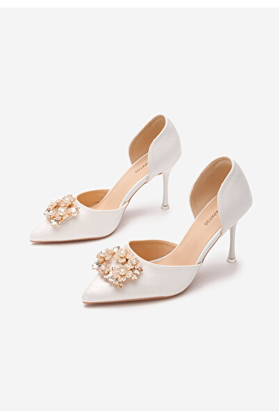 B T Shoes Bílé elegantné lodičky Amina