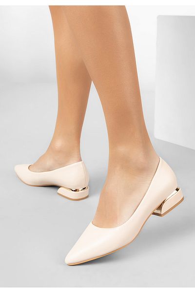 B T Shoes Pantofi Cu Toc Mic Bertesa V2 Bej