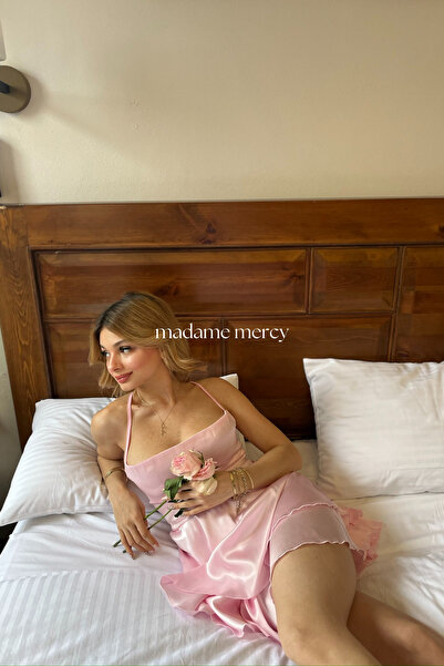 M&A Özaltın Sevgililer Günü Özel Sırt Dekolteli Ayarlanabilir Ipeksi Saten El...