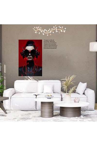 StoryGift Romania Tablou Canvas: Femeie Misterioasa Cu Ochelari Si Casti Pe Urechi Cu Coliere Rosii La Gat Si Ja