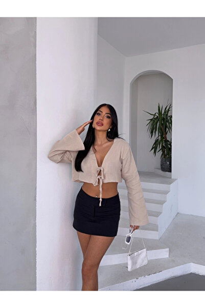 hazelin Kadın Bej Önden Bağlamalı Müslin Kumaş Crop Bluz HZL25S-DSB104071