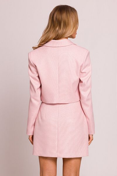 Made of Emotion Short Jacket With A Single Button Closure