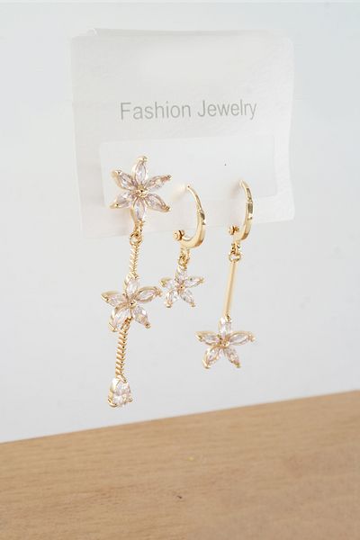 ARTEMİSİA Women's Vip Series Baguette Zircon Stone Flower Model 3-Piece Earring Set