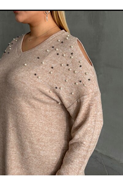 Sevda Kılınç Πουλόβερ με κέντημα με πέρλες