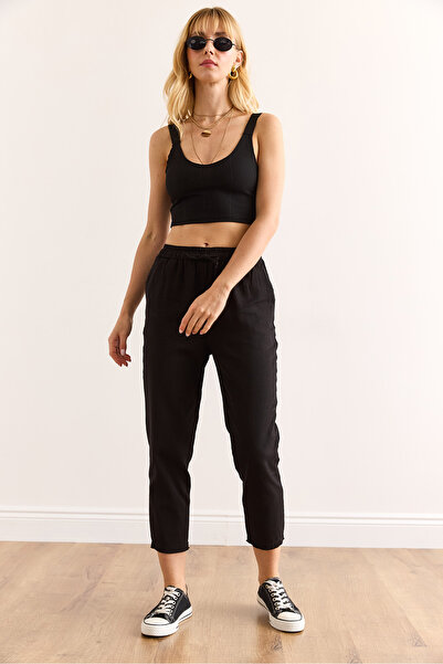 Olalook Kadın Siyah Beli Lastikli Paçası Püsküllü Gabardin Havuç Pantolon PNT-19000343