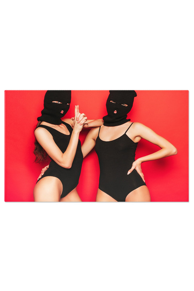 StoryGift Romania Tablou Canvas - Eleganta Si Seductie: Imbratisari In Lumea ...