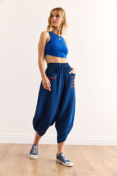 Olalook Kadın Lacivert Cepli Etnik Garnili Paça Detaylı Keten İçerikli Pantolon PNT-19000344