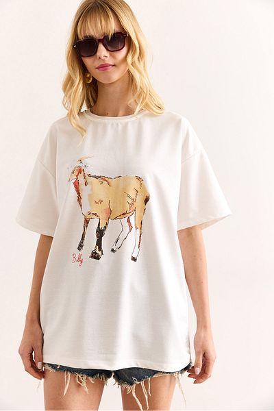 Olalook Women's White Goat Printed Relaxed 2 Thread T-Shirt Tsh-19000910