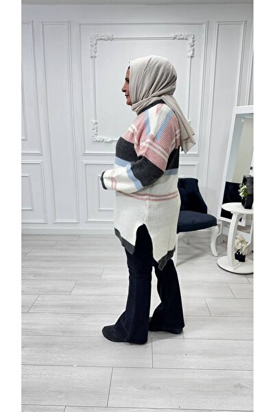 Sevda Kılınç Large Size Striped Knitted Sweater