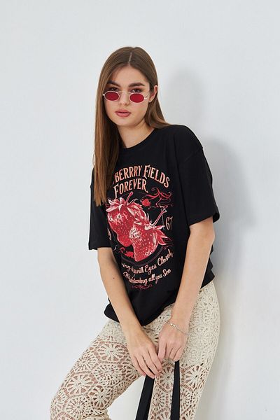 The Champ Clothing Strawberry Fields Forever Printed 100% памук Дамска овърсайз черна тениска