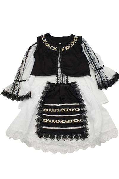 KidMania Traditional Costume From Transylvania For Girls 12 Years Old 152