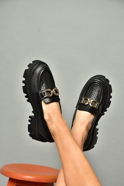 Fox Shoes S250242609 Γυναικεία παπούτσια με μαύρη χοντρή σόλα