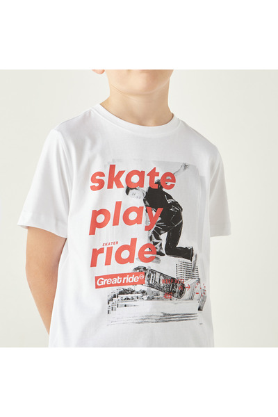 Juniors Graphic Print T-Shirt With Short Sleeves And Crew Neck