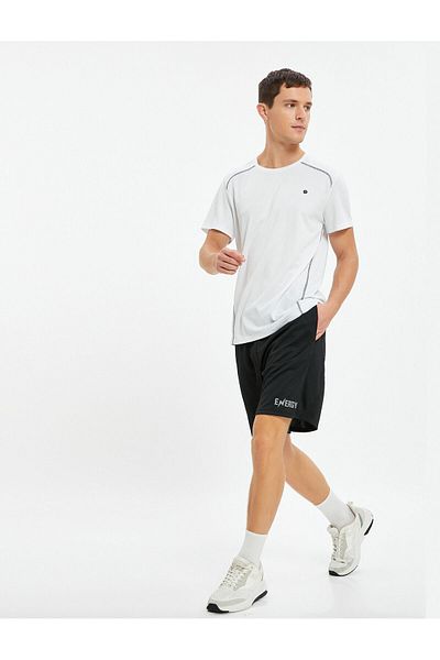 Koton Pantaloni scurți sport imprimați cu slogan - cu șireturi în talie și detaliu de buzunar