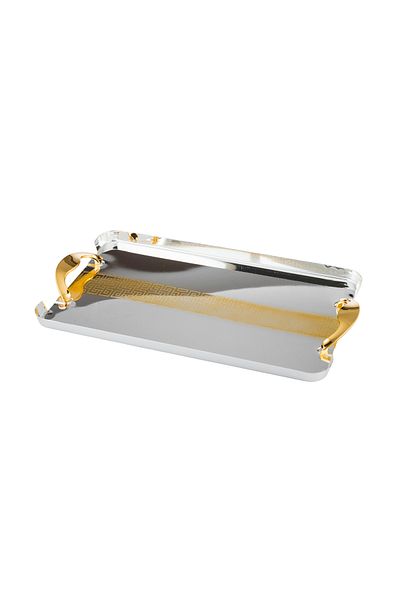 ABAREEK A set of 3 gilded trays of different sizes with an elegant and beautiful design, suitable for all presentations and occasions.