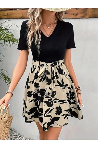 Masspera Rochie mini cu decolteu în V, cu mâneci scurte, cu imprimeu floral, cu centură în talie, cu fundul din viscoză