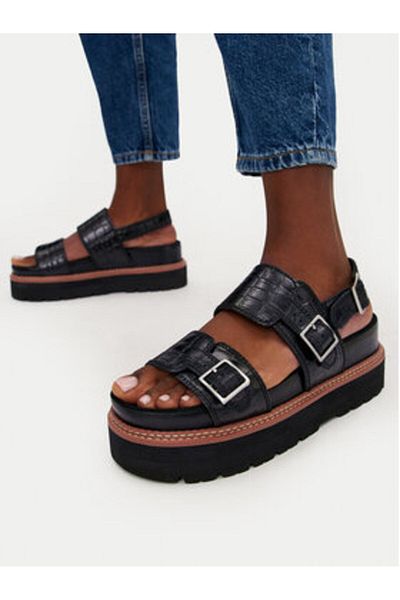 CLARKS Women's Sandals 26176641 Black