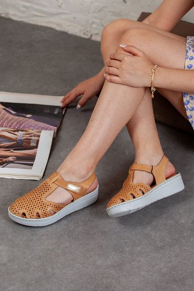 Adım Adım Women's Genuine Leather Closed-Front Orthopedic Sandals