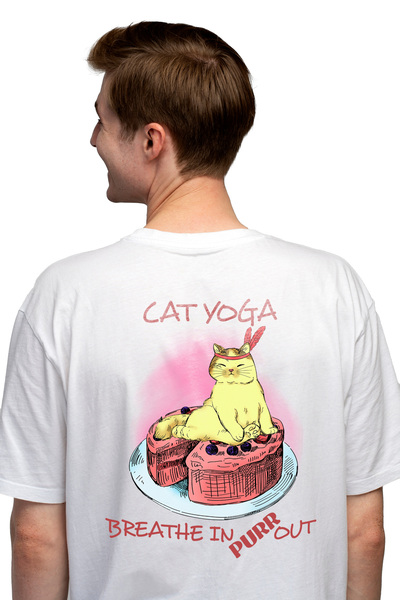 StoryGift Romania Tricou Barbati Cu Pisica Pe Un Tort Cu Mesajul "cat Yoga, B...