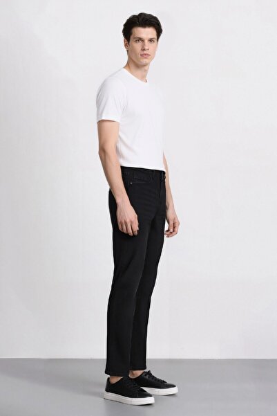 DeFacto Sergio Regular Fit Normal Kalıp Normal Bel Boru Paça Siyah Jean Pantolon W6868az25sp
