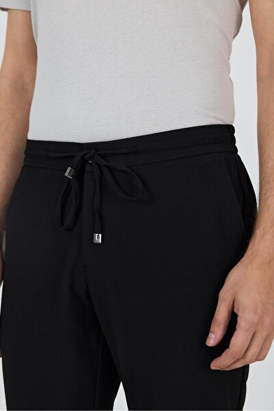 İmza Μαύρο ελαστικό παντελόνι Jogger με ελαστικές πλαϊνές τσέπες 1003250210