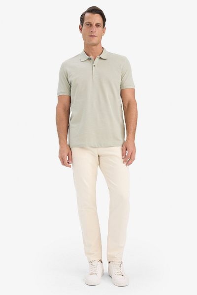 DeFacto 100 % Baumwolle, reguläre Passform, kurzärmeliges Basic-Polo-T-Shirt aus einfarbigem Piqué-Stoff C1293ax25sp