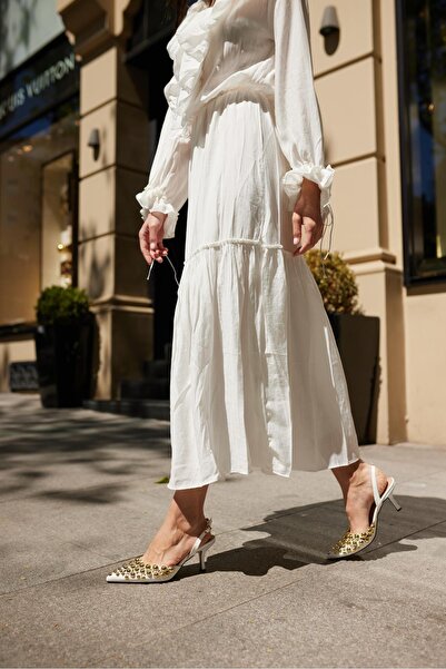 carweza Γυναικεία παπούτσια Tia White Gold Troc με χαμηλό τακούνι