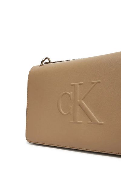 Calvin Klein Sculpted Ew Flap Conv Chain Dámská Křížová Kabelka Lv04k3035g-pbf