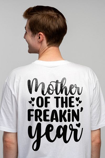 StoryGift Romania Men's T-shirt with hearts for the best mother of the year with print on the back, 100% B