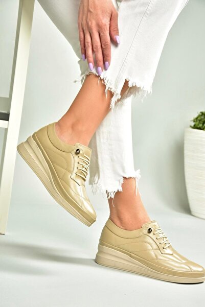 Fox Shoes U555301303 Бежеві шкіряні жіночі туфлі на щодень