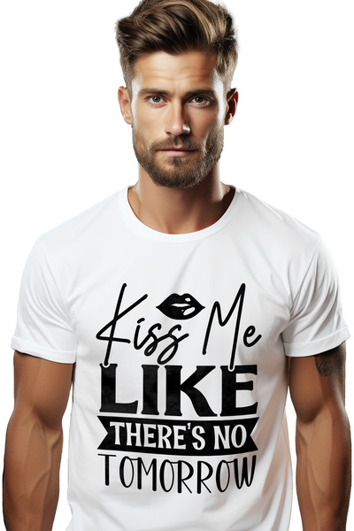 StoryGift Romania Men's T-shirt For A Beloved Girlfriend With The Message "ki...