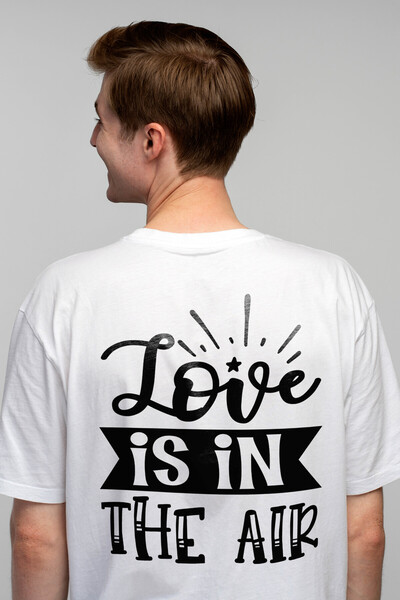 StoryGift Romania Ανδρικό μπλουζάκι με την εκτύπωση  "love Is In The Air " - ...