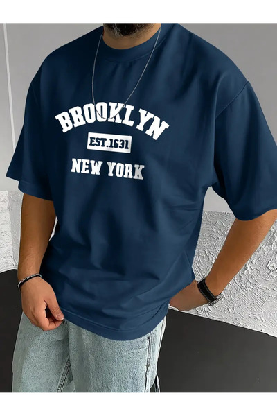 Karatopak تي شيرت بروكلين إست 1681 مطبوع كبير الحجم