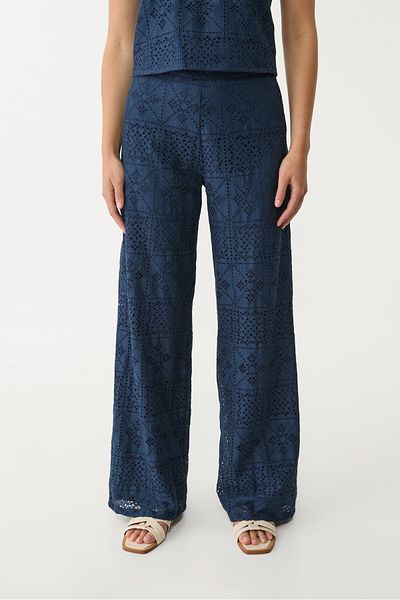 Stradivarius Embroidered trousers ADHA