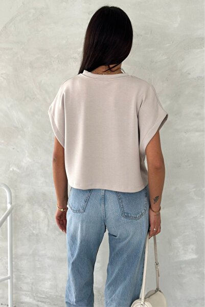 FEMELLE Γυναικείο μπλουζάκι μπεζ με στρογγυλή λαιμόκοψη Modal Fabric Basic