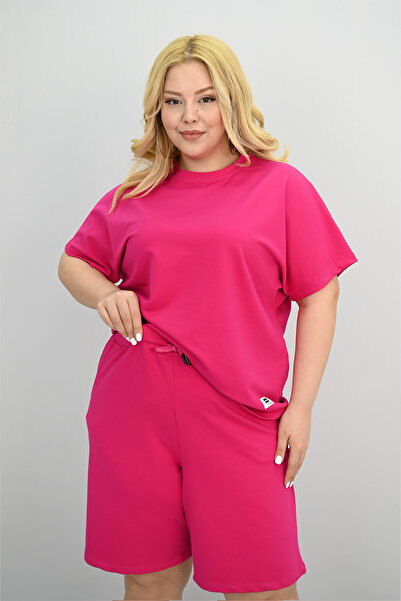 Koza Butik طقم شورت نسائي مقاس كبير بأكمام قصيرة وتفاصيل ملصق 8194-25