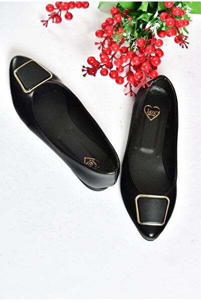 Fox Shoes P726776309 Siyah Toka Aksesuarlı Kadın Babet