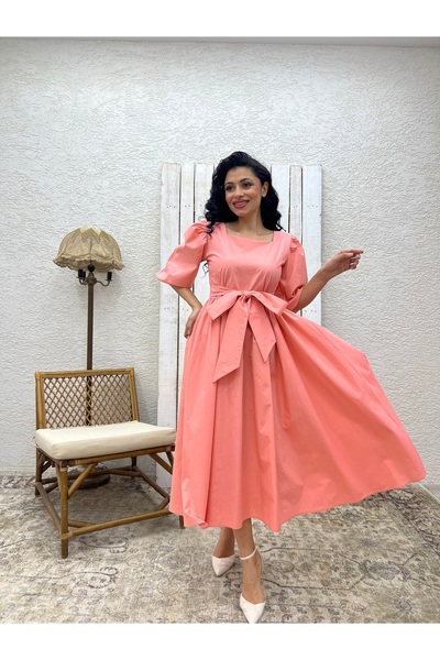 KÜÇÜĞÜM BUTİK Φόρεμα Yavruağzı Μεγάλο Φιόγκο με τετράγωνο γιακά με φουσκωτό ποπλίνα