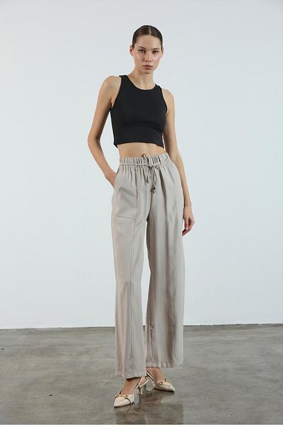 FEMMESTUDIO Women's Beige Elastic Waist Drawstring Trousers