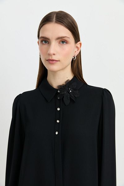 Nihan Stylish Tunic Black with Accessory Detail
