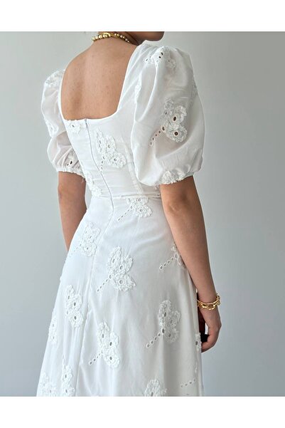LİSAA BUTİK Kadın Beyaz Balon Kol Nakış Detaylı Tasarım Elbise
