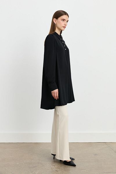 Nihan Stylish Tunic Black with Accessory Detail
